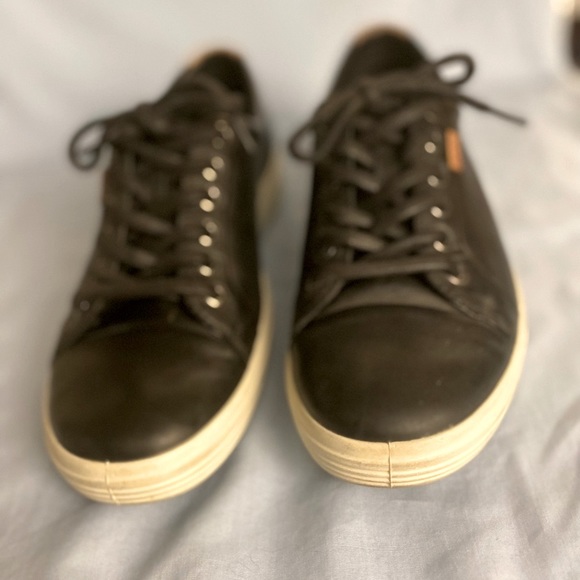 Black smooth leather Ecco Soft 7 cap toe sneakers US 8-8.5 / EU 39. Gently used. - Picture 6 of 7